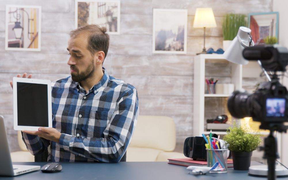 WebTub: A Gentle Guide to a Modern Media Platform WebTub: A Gentle Guide to a Modern Media Platform